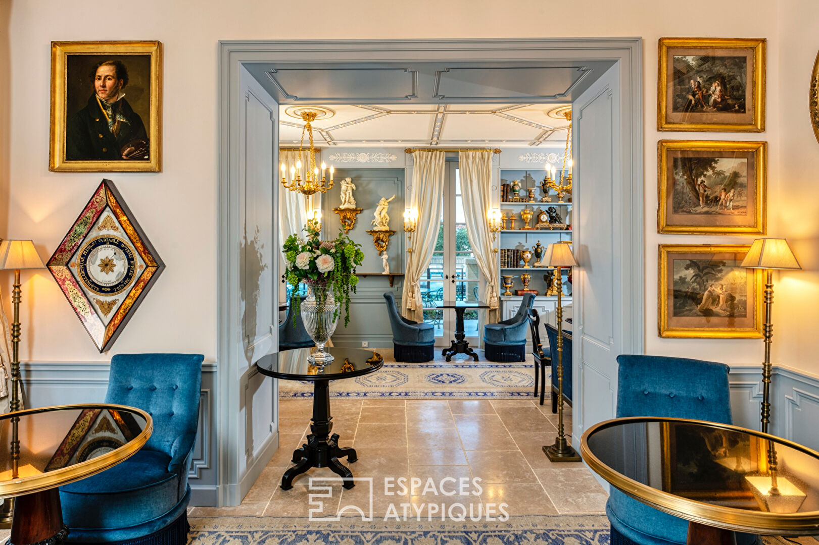 Luxurious and classic estate with gardens