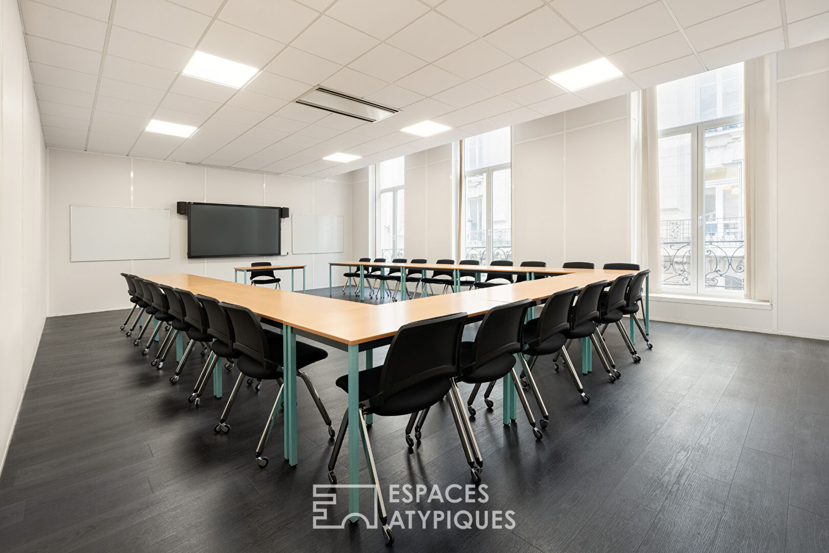 Business space in the heart of Paris