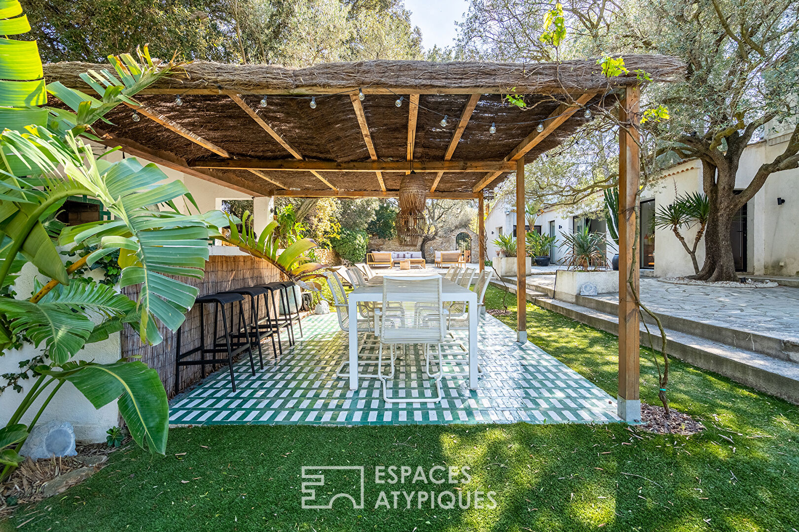 Polpo Californian house with swimming pool