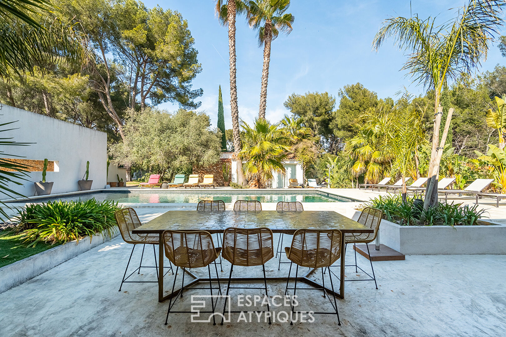 Polpo Californian house with swimming pool