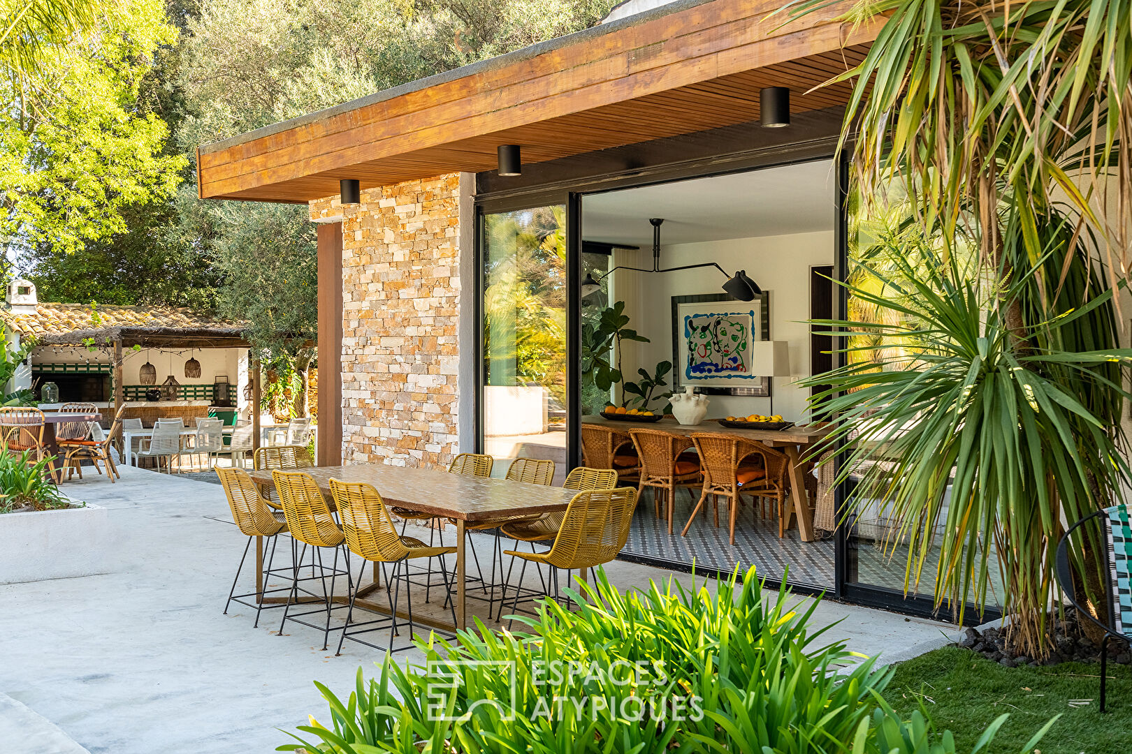 Polpo Californian house with swimming pool