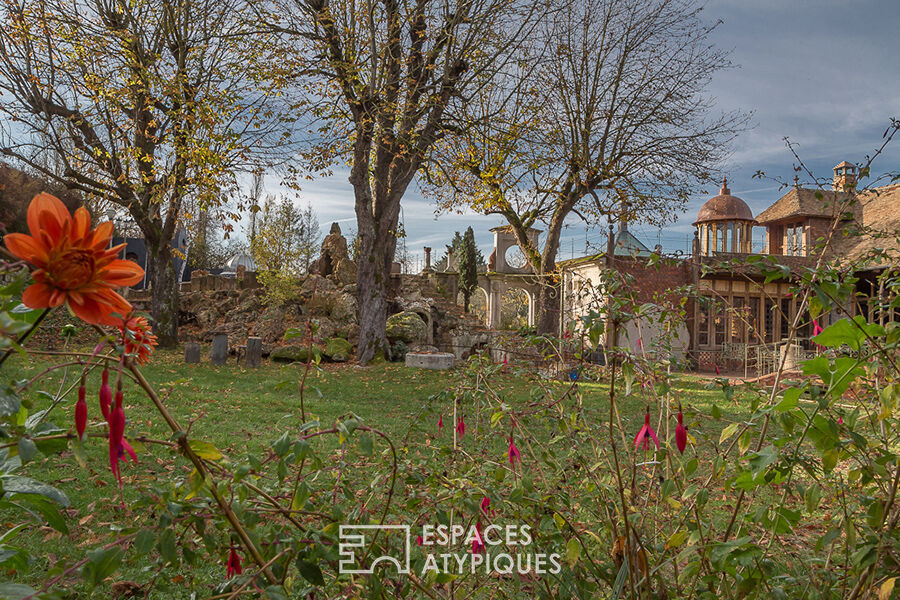 Maison du 19ème et son jardin atypique