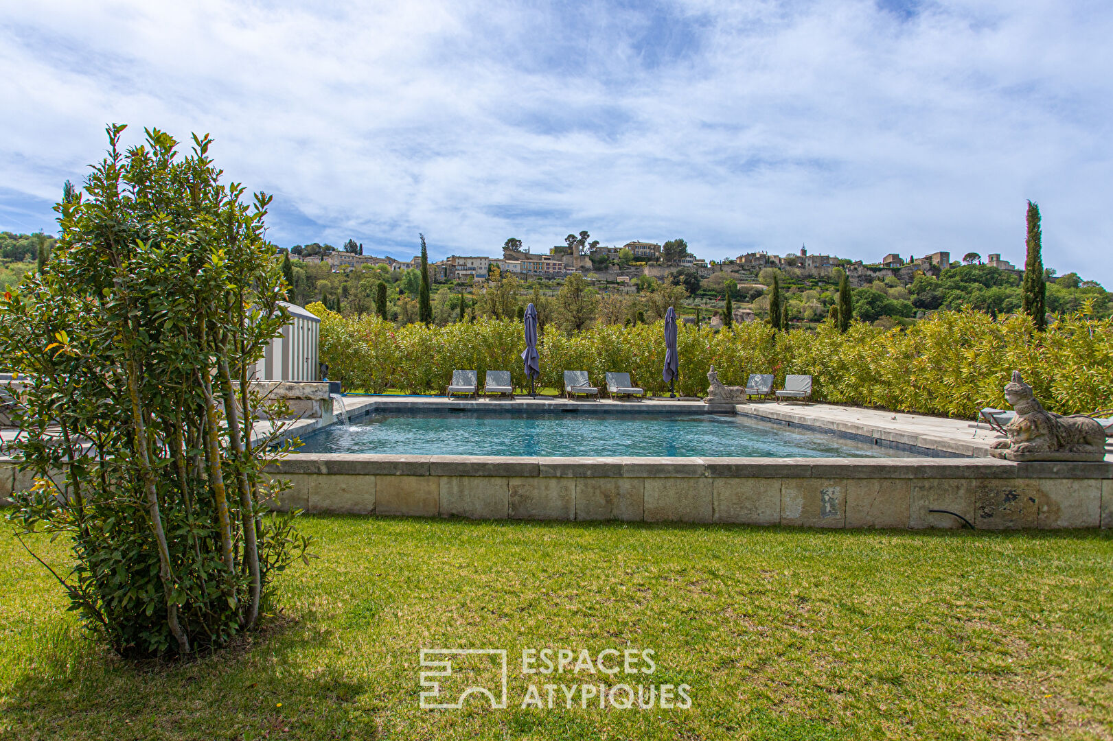 Provencal stone farmhouse idyllic estate