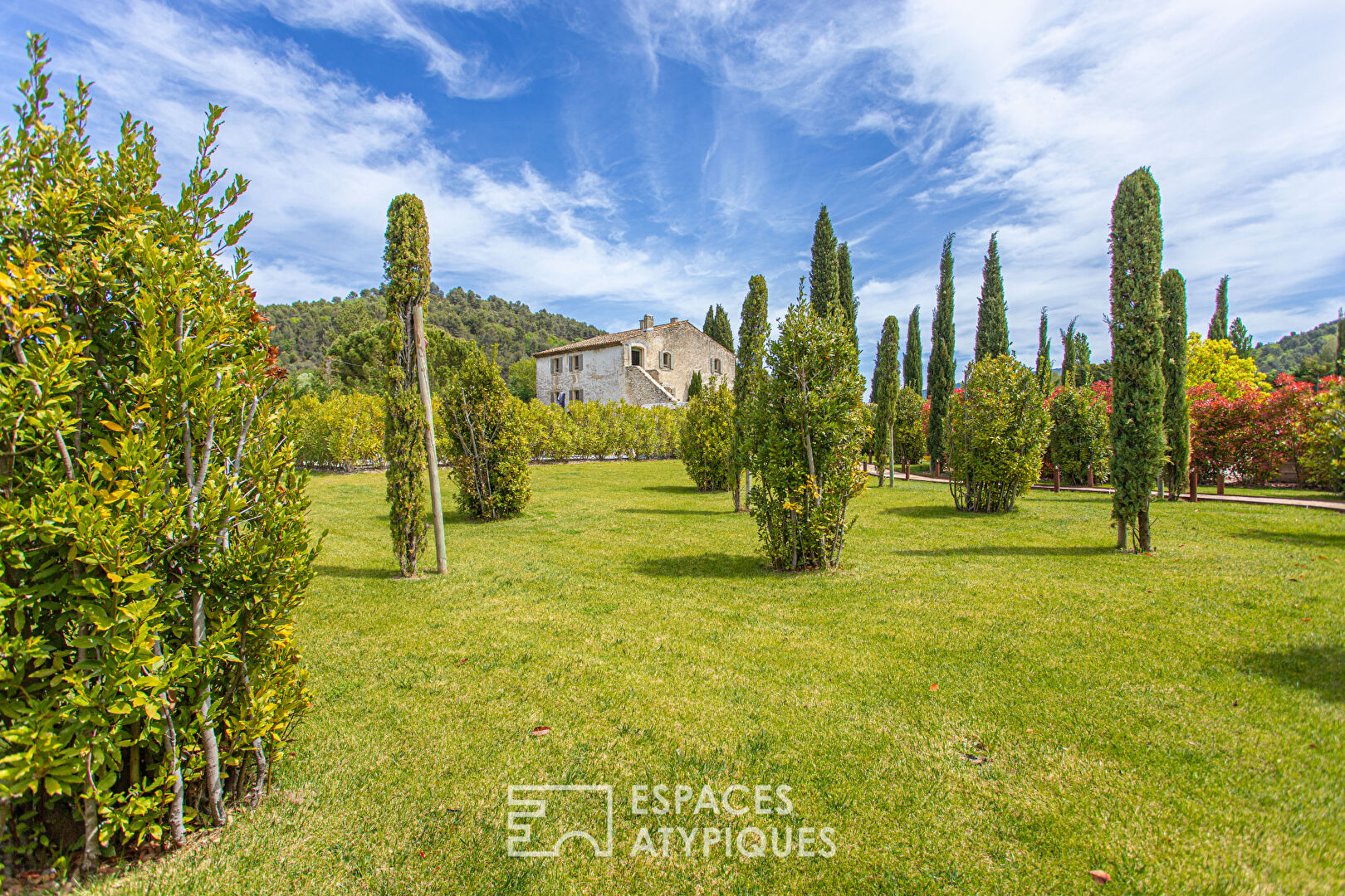 Provencal stone farmhouse idyllic estate