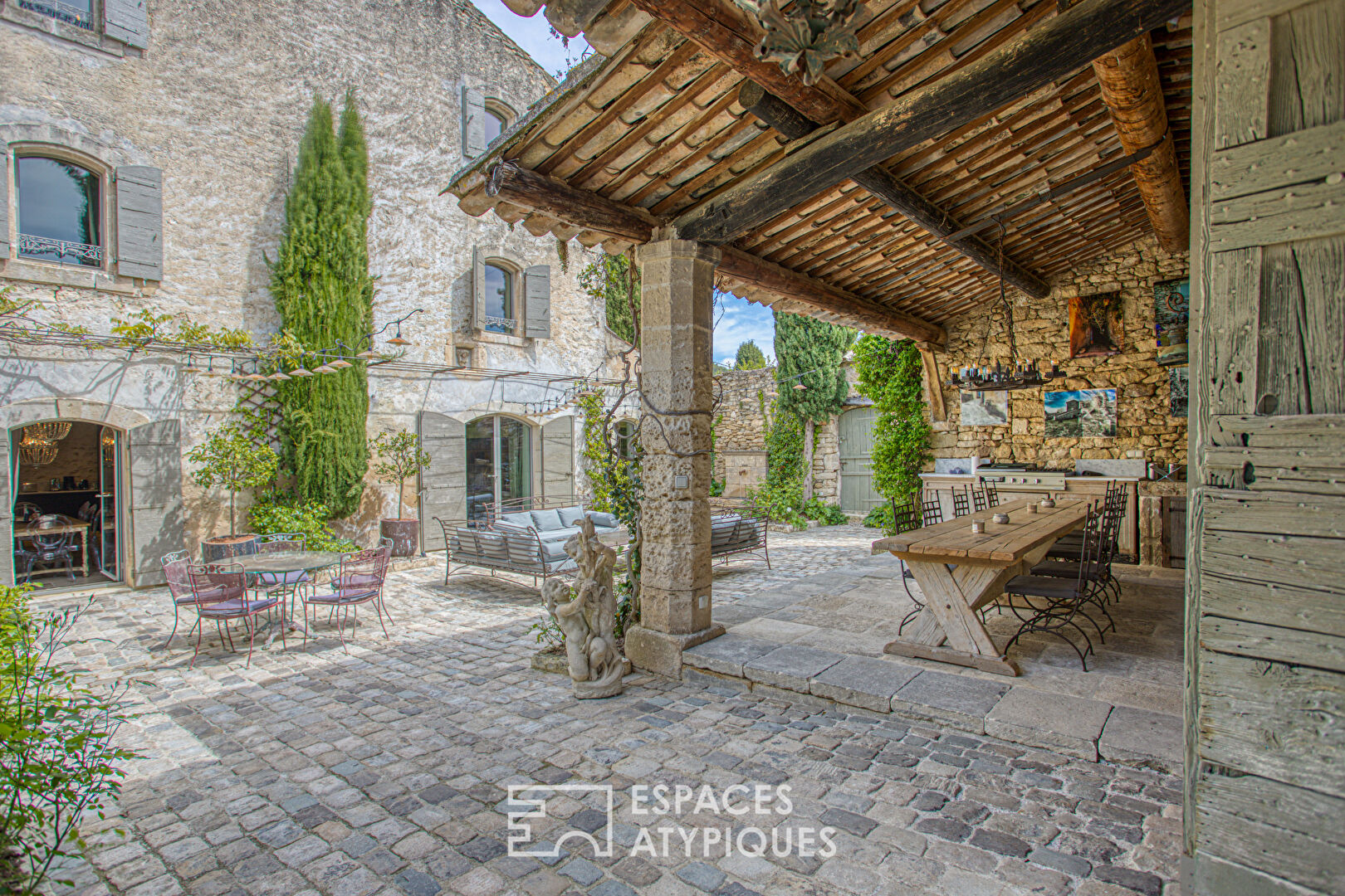 Provencal stone farmhouse idyllic estate