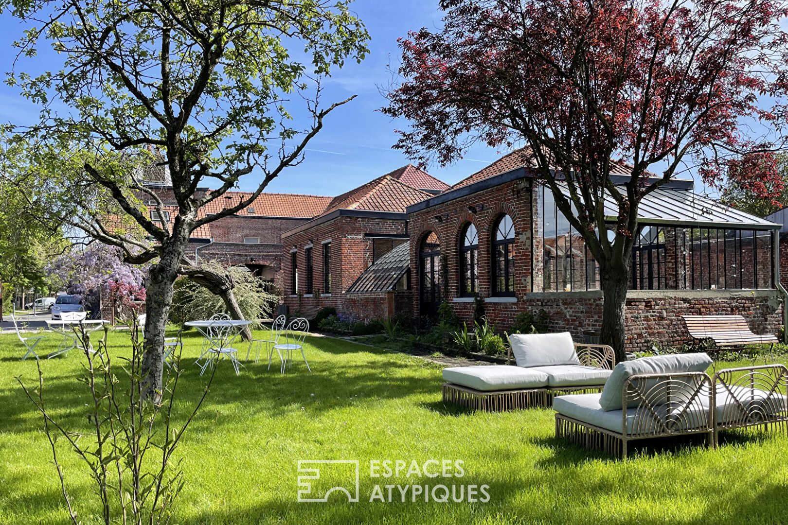 Maison de maître en briques rouges